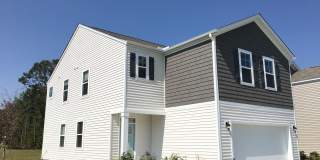 4 Bedroom 2.5 Bath House in McKewn - Ladson Gallery 1