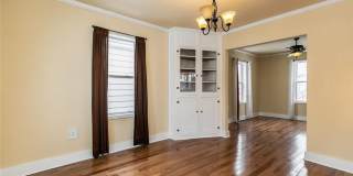 Updated SW Side 2 bed/1.5 Bath Gallery 1