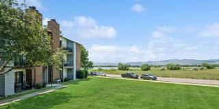 Sky Rock Apartments Gallery 27