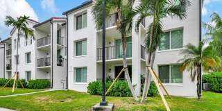703 VILLA Circle Gallery 1