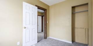 5421 Toledo Street Gallery 10
