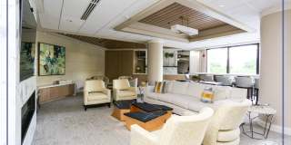 **PARK SHORE BEAUTY WALK TO VENETIAN VILLAGE ** ESPLANADE** NICE AMENITIES ** 2 BEDROOM CONDO ON THE BEACH ** Gallery 39