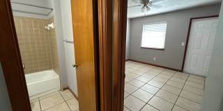 Spacious 1 Bedroom 1 Bathroom! Located Off Ocala Road. Gallery 12