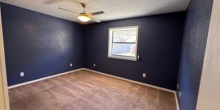 One level Boulder City lakeside & pool Gallery 23