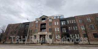 355 East Ohio Street Gallery 1