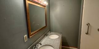 526 Collingwood Avenue Gallery 19