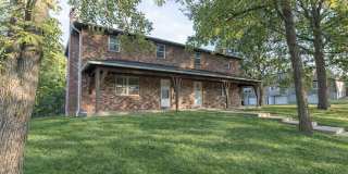 Southern Columbia Duplex (Two Car Garage) Gallery 3