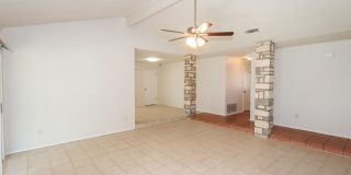 Charming 3/2 in South Austin at 290 and the Y in Oak Hill Charming 3/2 in South Austin at 290 and the Y in Oak Hill Gallery 3