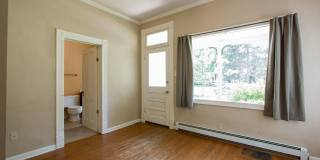 504 W Mountain Gallery 13
