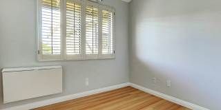 19355 Sherman Way, Gallery 20