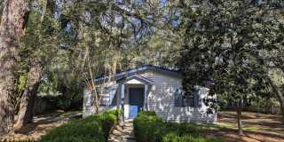 Lakefront Living on Little Lake Geneva – Main Home + Private In-Law Suite! Gallery 1