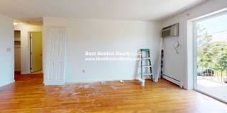 435 Shirley St. Gallery 3