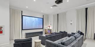 Ivory Lantana Gallery 21