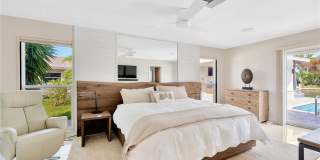 807 SNUG Island Gallery 75
