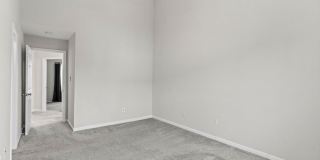 45426 Clarkes Crossing Square Gallery 26