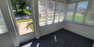 2 Bedroom Home with Detached Garage! 2 Bedroom Home with Detached Garage! Gallery 30