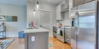 525 East Apartments Gallery 7