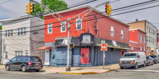 147 AVENUE E 147 AVENUE E Gallery 1