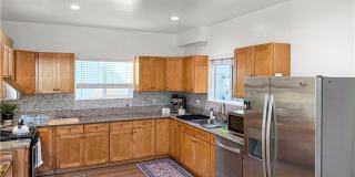 1521 W 37th Place Gallery 15