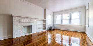 7801 S Yates South Shore Apartments Gallery 16