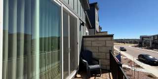 Low Maintenance Split Level Beauty 80922 Gallery 19
