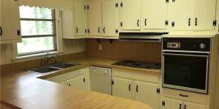 Room in 5 Bedroom Home at Flagler Cir Gallery 1