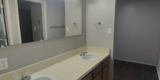 SHORT TERM RENTAL! 3BR/1.5BA Condo Walking Distance to CU Gallery 16