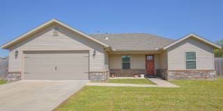 3 Bedroom 2 bath in Prairie Grove! Gallery 1