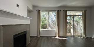 Beautifully Updated Bethany Townhome with Private Backyard and Modern Finishes Gallery 15