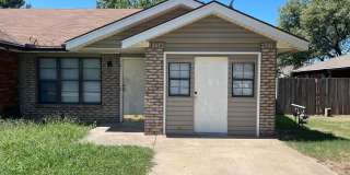 3 bedroom Duplex in Glenpool Gallery 1