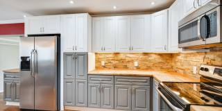 Large 4 bedroom 3bath Home in Colorado Springs Gallery 4