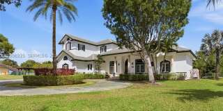20401 SW 48th Pl Gallery 44