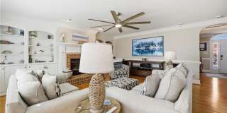 1137 Kingsbury DR Gallery 9