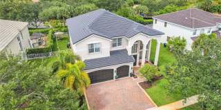 19500 SW 39th Ct Gallery 11