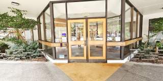 Beautiful Studio Condo in Belltown Gallery 1