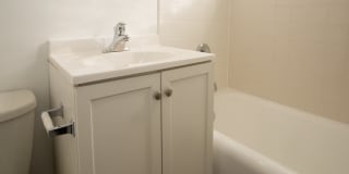 5415 S. Woodlawn Avenue Gallery 29