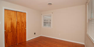 699 South Old Mill Road Gallery 11