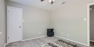 Charming 3/2/2 with Private Fenced Backyard! Gallery 20