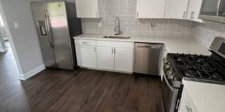 Amazing 6 Bedroom 2 Bathroom home with dual driveways Gallery 20