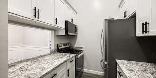 Beautifully remodeled one bedroom, one bath in Lake Wylie Woods! Gallery 12