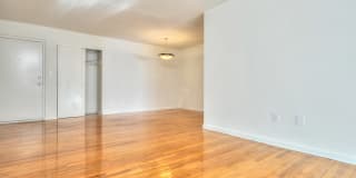 Montrose Manor Gallery 12