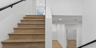 678 East 45th Street Gallery 11