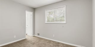 Pinewood Townhomes Gallery 16