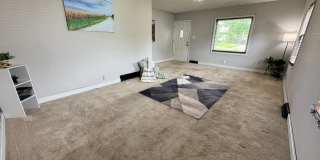 3 Bed, 1 Bath Home for rent in Elk Run Heights Gallery 1
