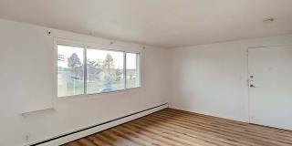 6020 Buffalo Ave., Apt #4 Gallery 1
