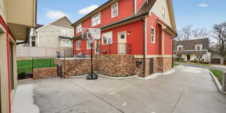 Great location, less than one mile from Historic Downtown Franklin. Gallery 41