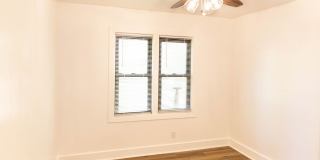 2321 Laverne Avenue Gallery 12