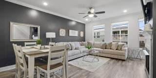 127 East 8th Avenue Gallery 5