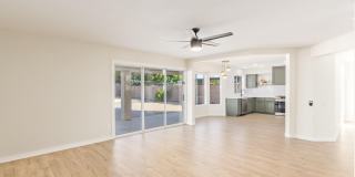 1018 W Kings Avenue Gallery 15