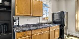 530 East 35th Street Gallery 19